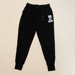 New Balance Athletic Gear Women’s Joggers Size Small Sweatpants